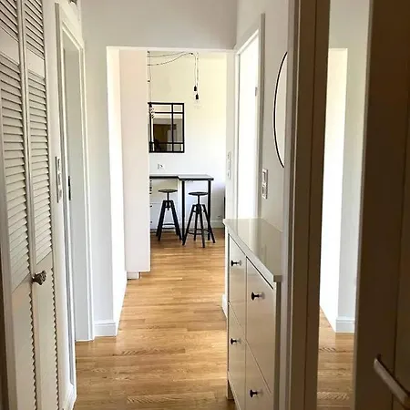 Appartement Cute In The City Center , 2-beds , Wi-fi - By Hik